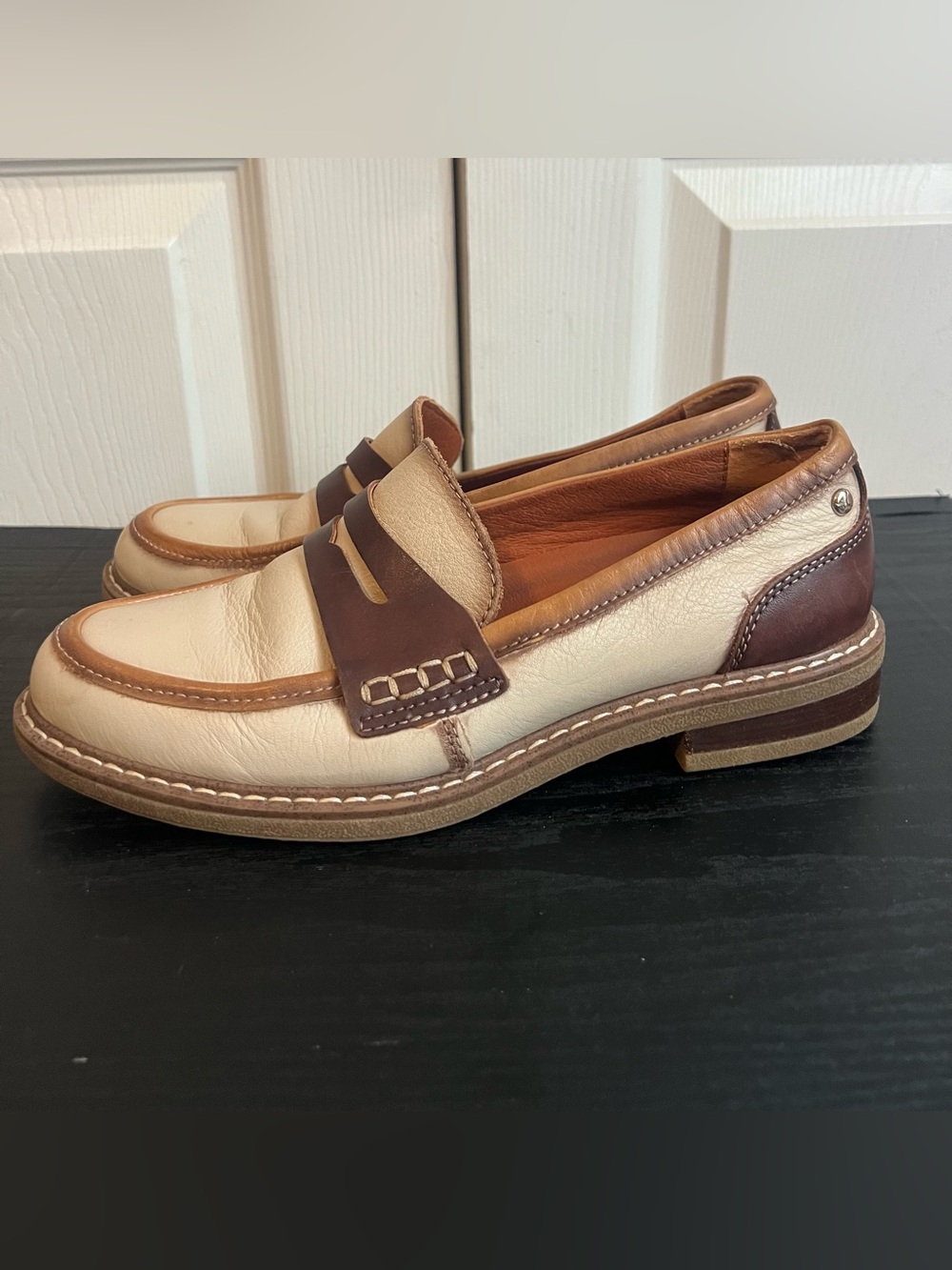 Pikolinos Aldaya Marfil Brown and Cream Leather Loafers Size 37